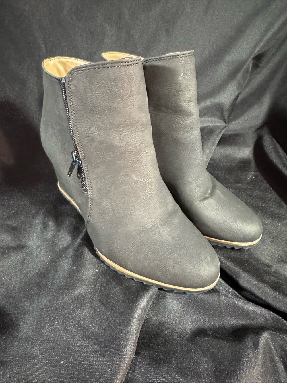 SOUL Naturalizer Black Faux Leather Ankle Booties with Side Zip